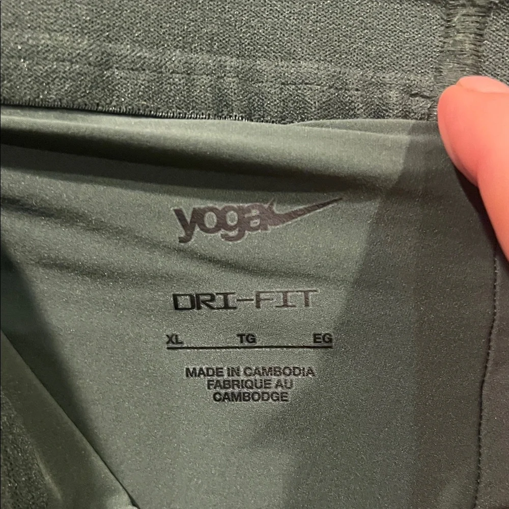 Nike Men's Dark Green Athletic Shorts